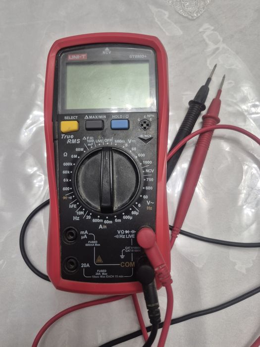 Мультиметр.UNI-T UT890D+