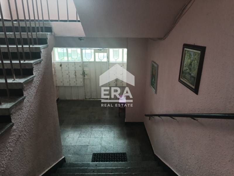 Продава се Двустаен апартамент в Варна, Погреби - 59 кв.м за 1456 €/кв.м - Снимка #7