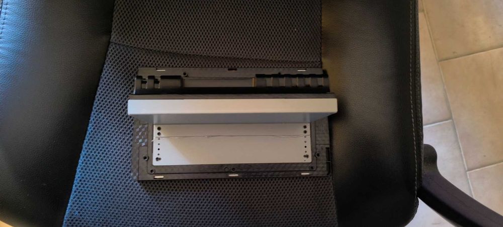 Автомобилна мултимедия 2GB RAM + 32GB RAM, 1 DIN, 9''