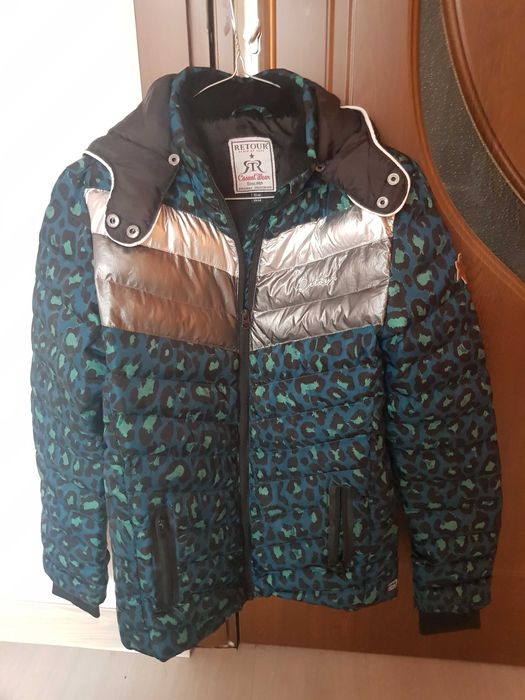 Vand geaca schi fete 13-14 ani