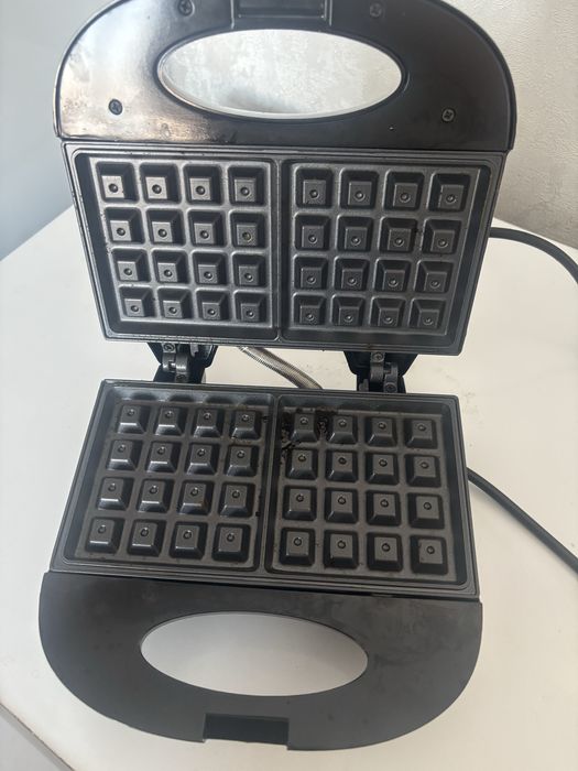 Вафельница по выгодной цене