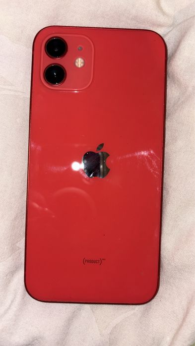 продам айфон 12, красный