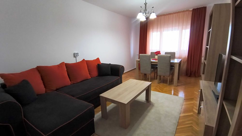 Ap spatios cochet decomandat 2 bai Piata 1 Mai/Ion Mihalache- Kiseleff