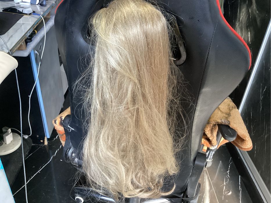 Продам шиньон в отличном состоянии