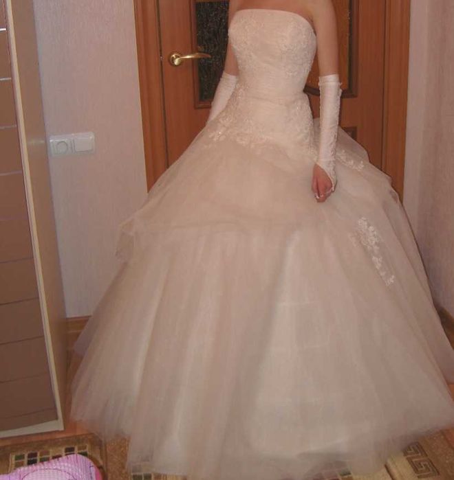 Продам свадебное платье