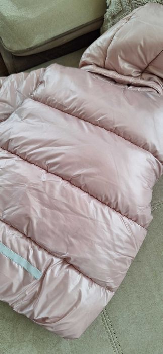 Ново зимно яке за момиче.С етикет. 4-6 г. 110/116.HM. Водоотблъскващо.