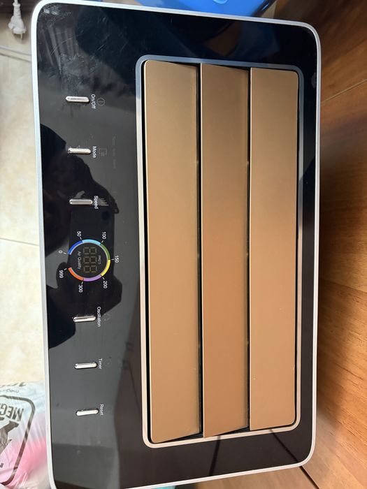 Purificator de aer folosit foarte putin