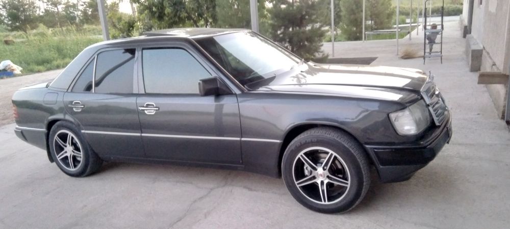 Mercedes benz w124 сотилади юриб турган мошина мотор ходовой норм