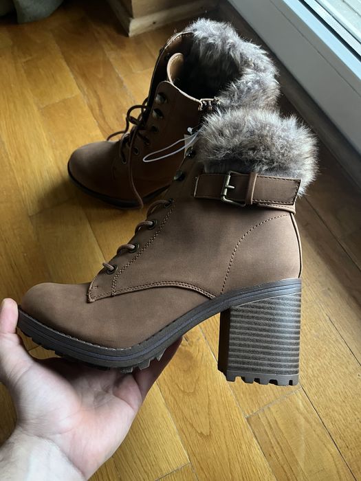 Ghete de iarna imblanite de dama, marime 37