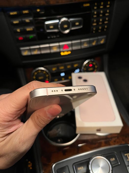Продам iPhone 13 в идеале айфон 13
