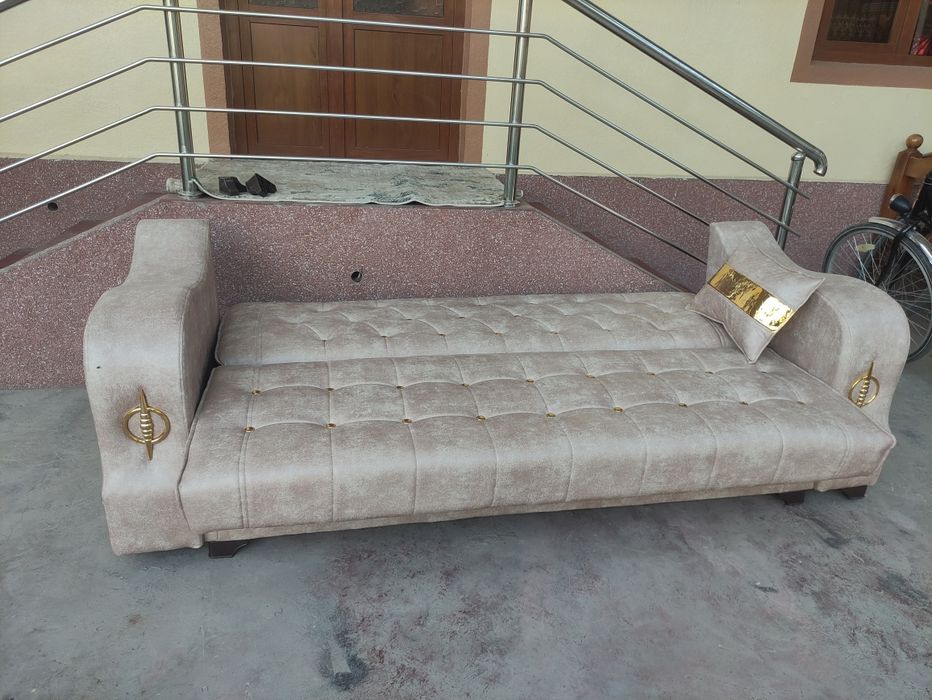 Devan krovat sotiladi