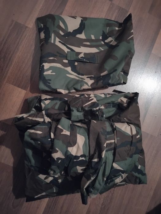 Costum intemperii padure