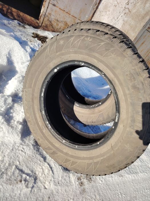 Продам зимние шины