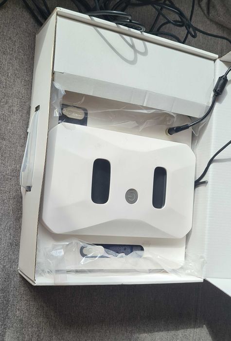 Робот за почистване на прозорци Xmart WM-8S