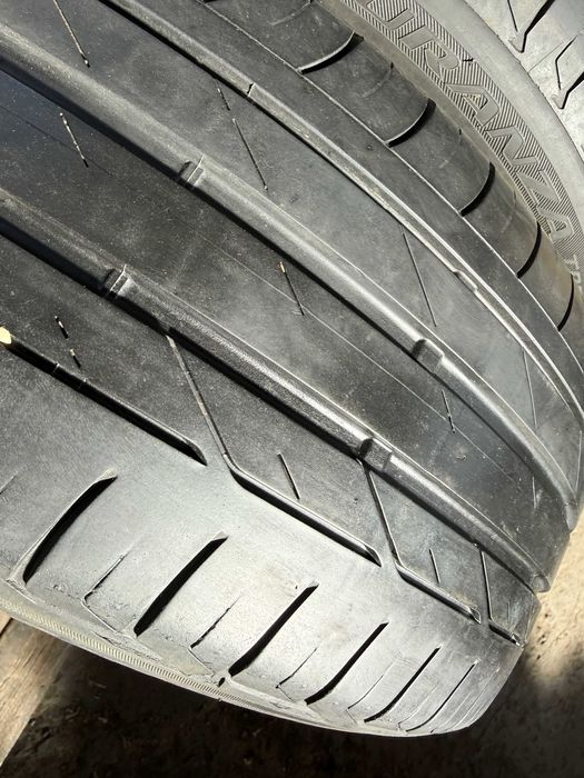 2x Anvelope Vara 205/55 R17 - Bridgestone Turanza T001 cu steluta BMW