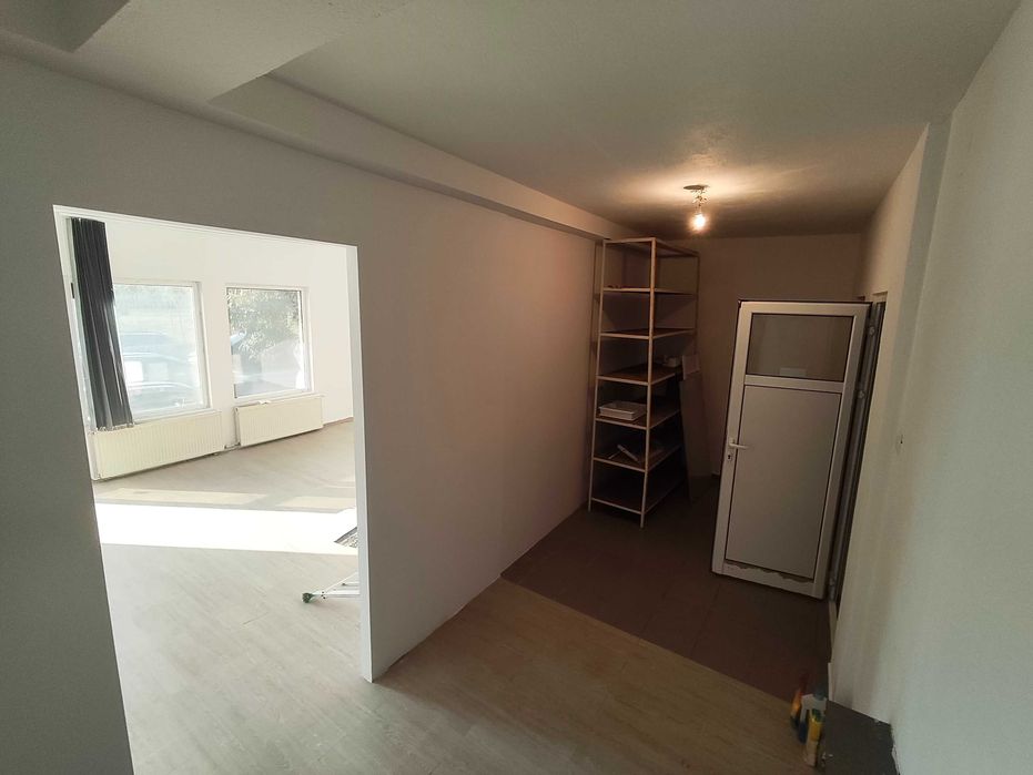 Spatiu comercial de inchiriat.