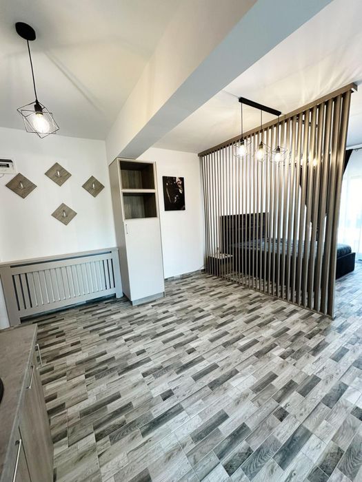 Studio 40m MOBILAT/Utilat Design COMPLET  (NICIODATA LOCUIT SAU INCHIRIAT) + Loc Parcare Inclus /Persoana Fizică