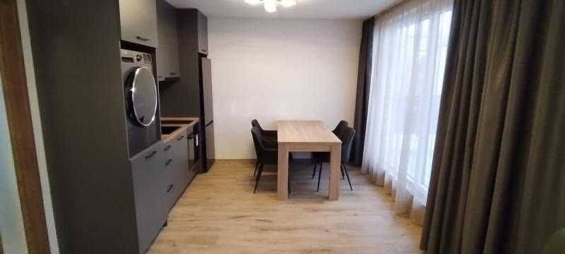 Дава се под наем Двустаен апартамент в Бургас, Братя Миладинови - 68 кв.м за 637.5 € - Снимка #1