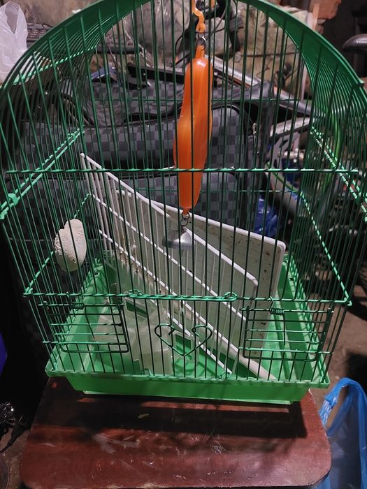 Клетки для папугаев