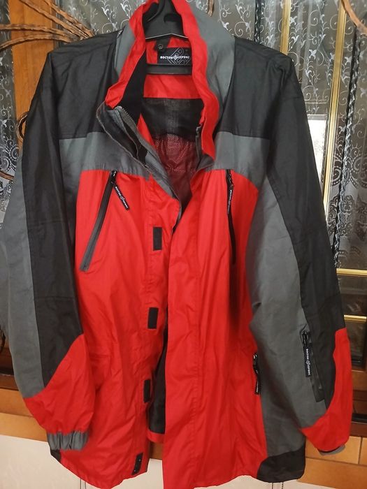 Продам спец.куртку весна-осень