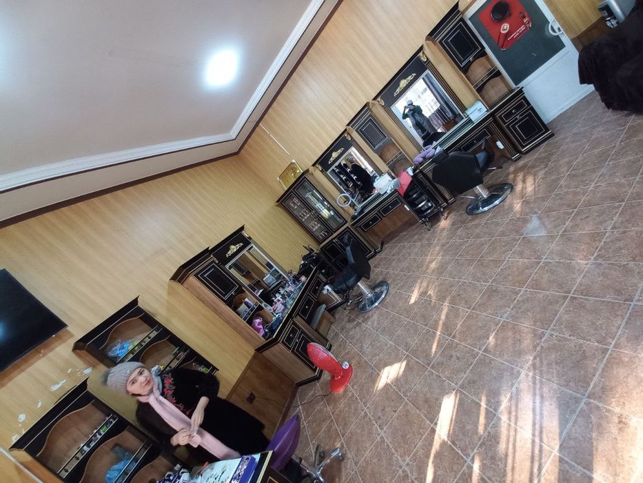 Salon jihozlari sotiladi