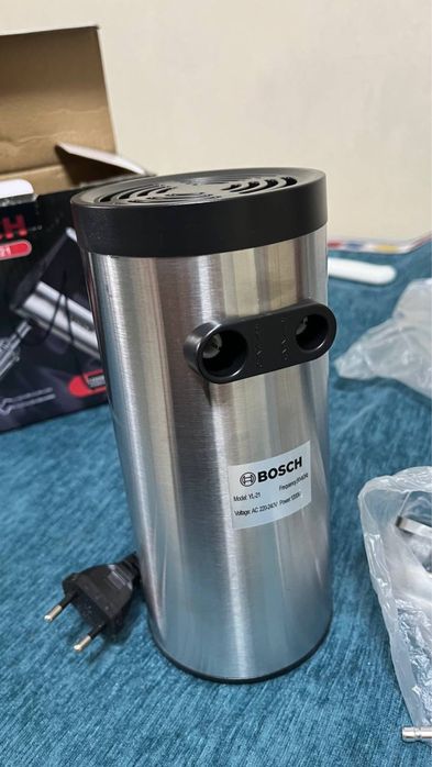 Блендер Bosch.