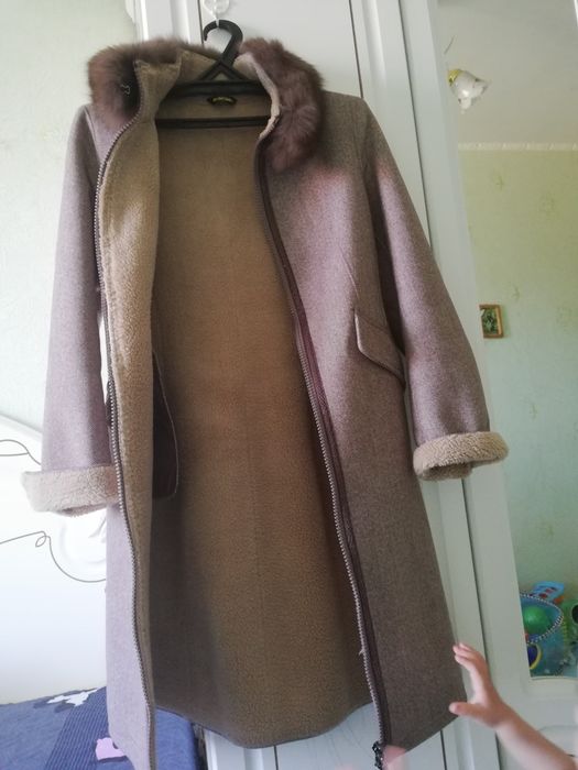 Продам красивое пальто