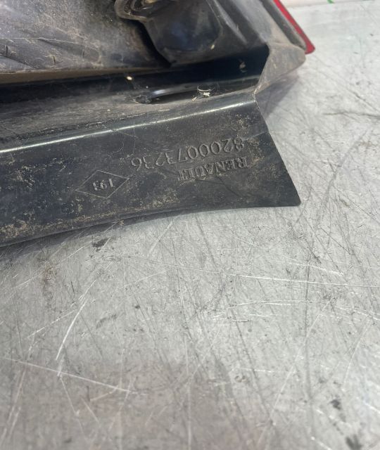 Lampa / Tripla stop stanga pe aripa 89026005 Renault Megane a 2-a gen