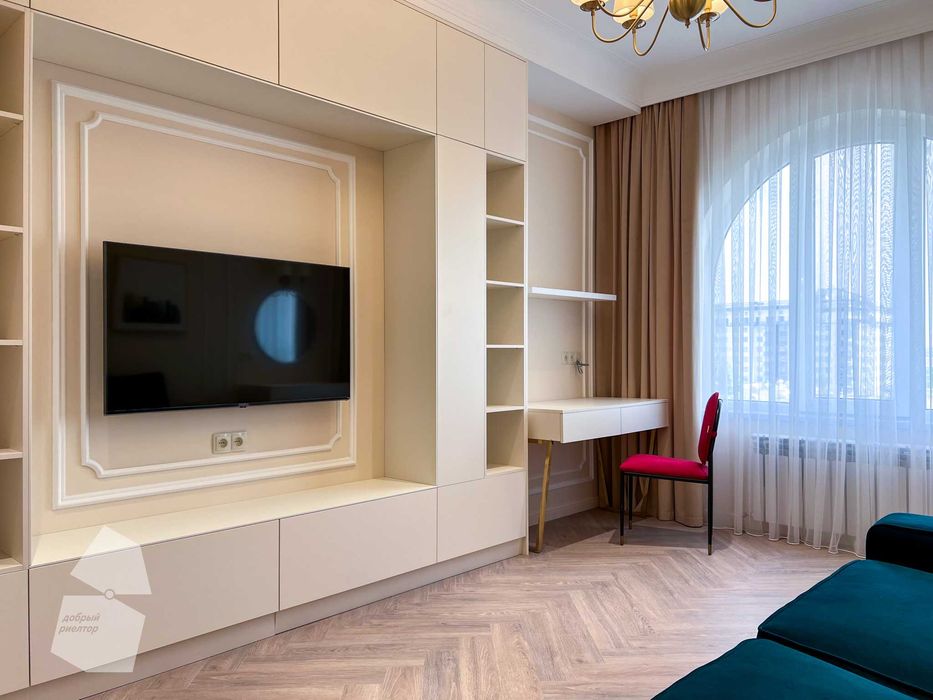 (Добрый) NRG Mirzo Ulugbek, 46 м², 1/9/9, Яркая