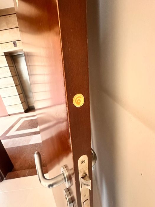 Интериорни врати