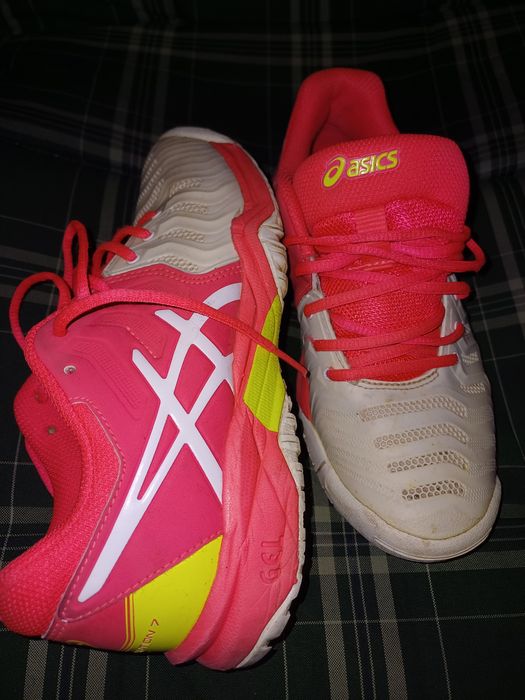 Adidași Asics mărimea 36