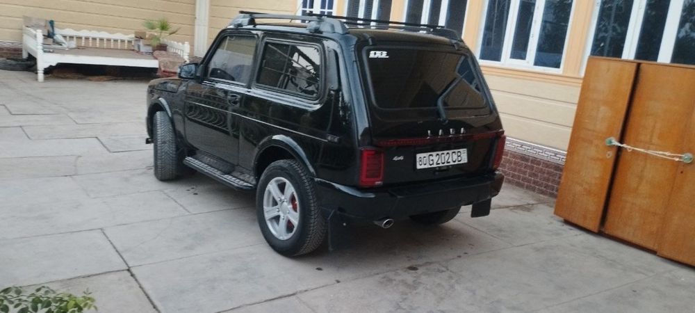 Нива ажойиб холатда.