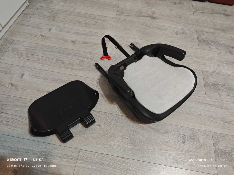 Scaun auto cu ISOFX + bonus un înălțător