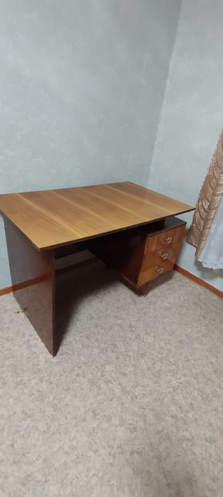 Стол, тумба, шкаф