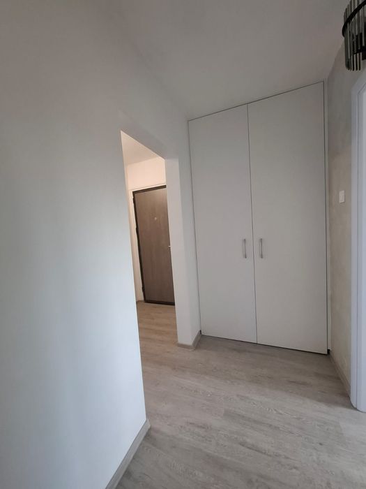 Proprietar vând apartament 3 camere decomandat