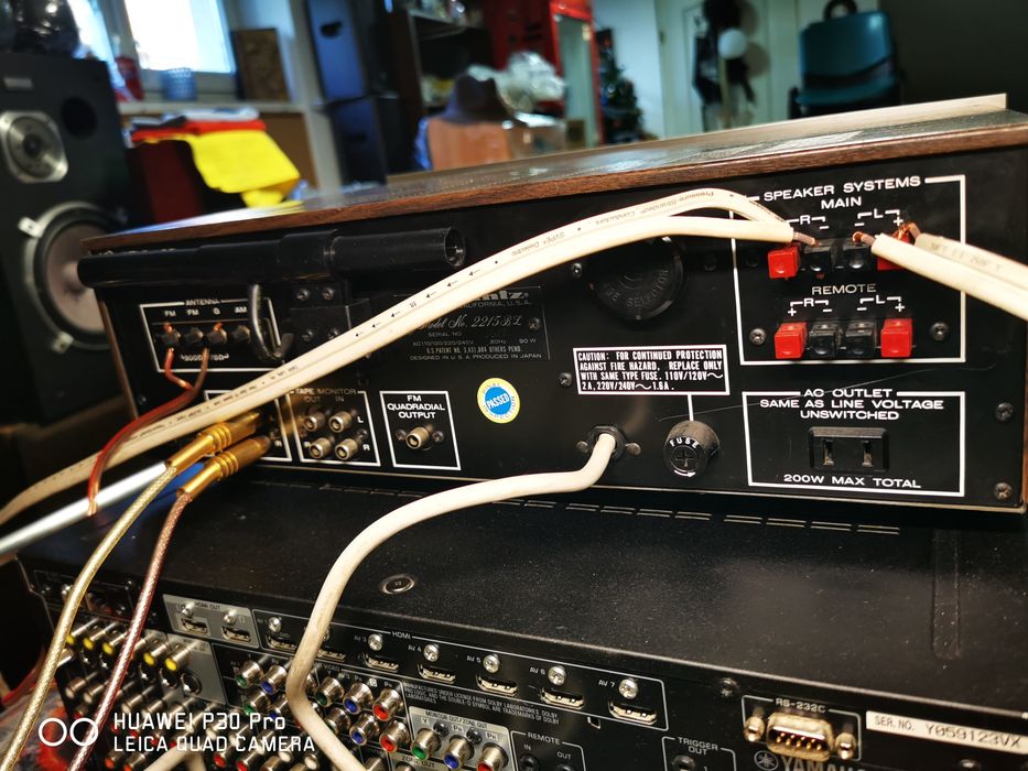 Amplituner, amplificator Marantz 2215 BL.