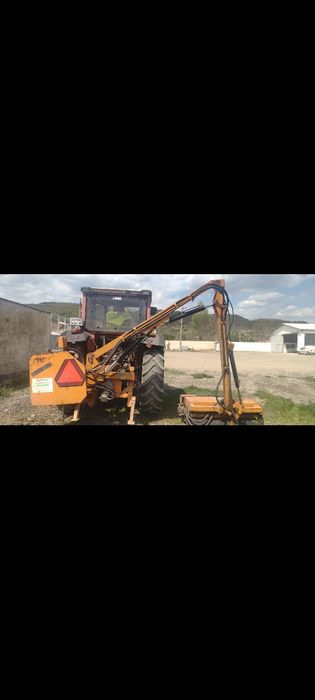 Мулчер със телескопично рамо