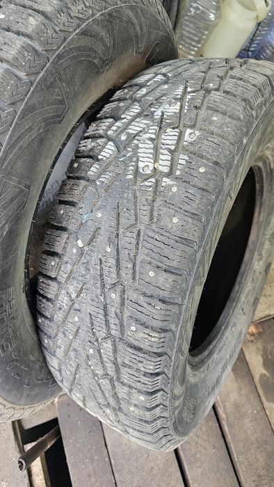 Колеса зимние 245/70 16