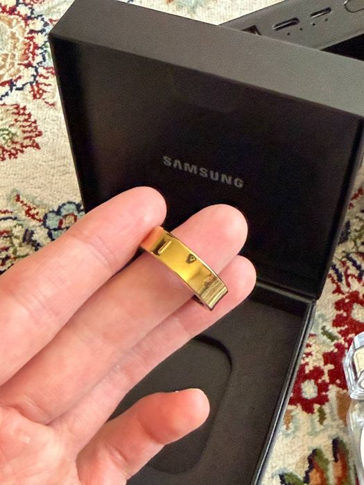 Умное кольцо Samsung Ring