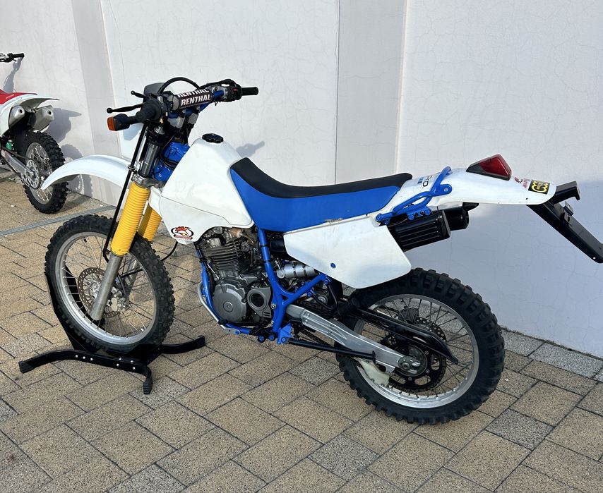 Suzuki DR 350 superb!