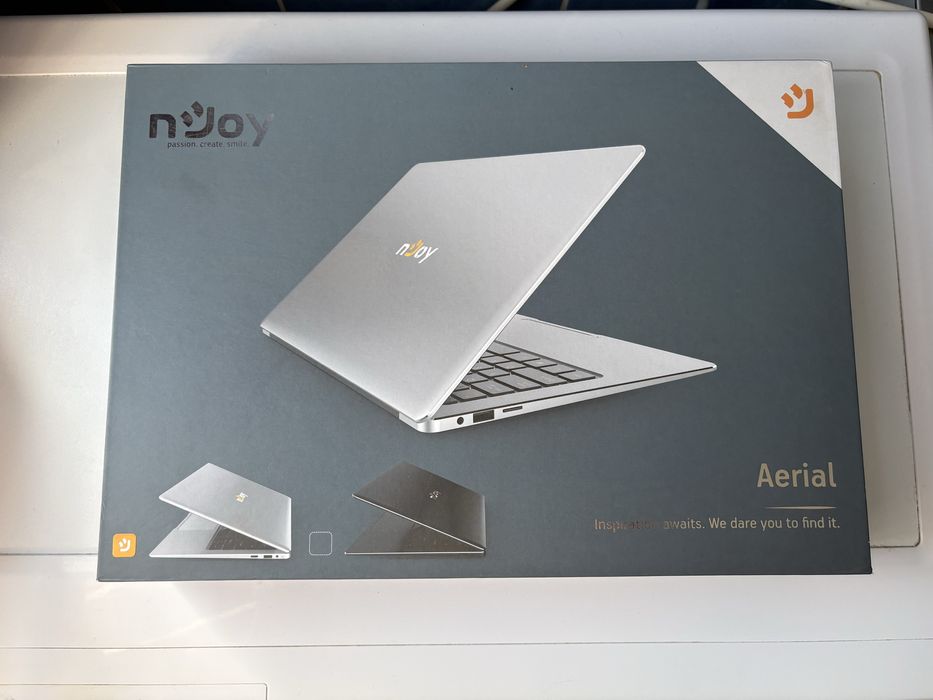 Vand laptop ultraportabil njoy aerial