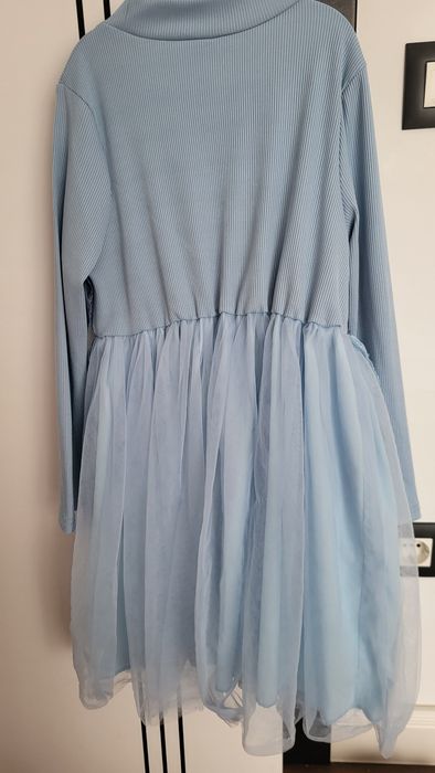 Rochita Elsa cu pelerina