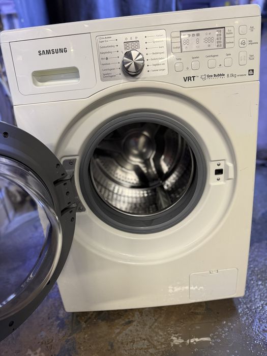 Masina de spalat rufe automata Samsung Eco Bubble 8 kg 1600 RPM
