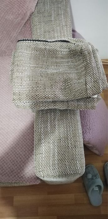 Coltar living in stare excelenta