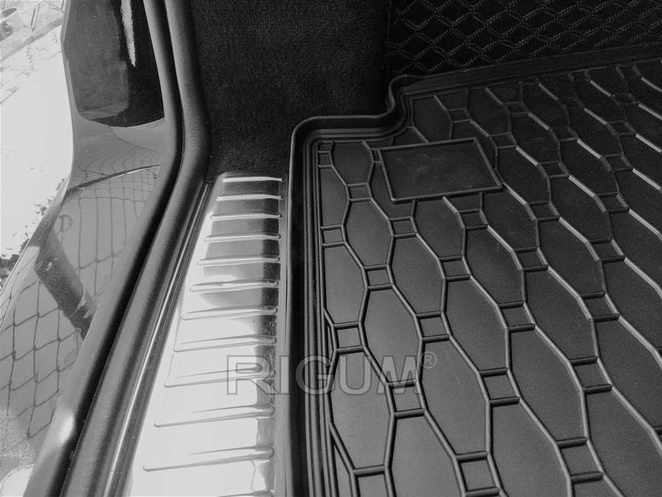 Гумени стелки или багажник MERCEDES E W213 S213 след 2017 г.