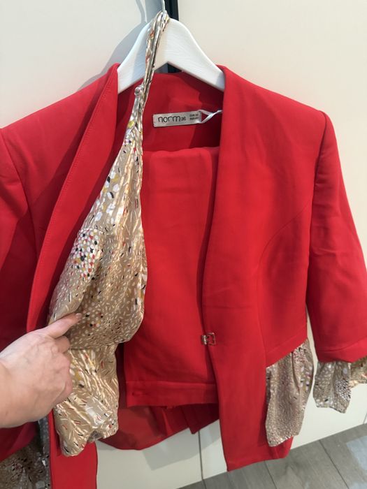 Одежда для подросков и девушек