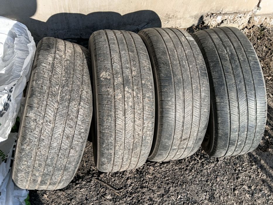 Продаю шины летние