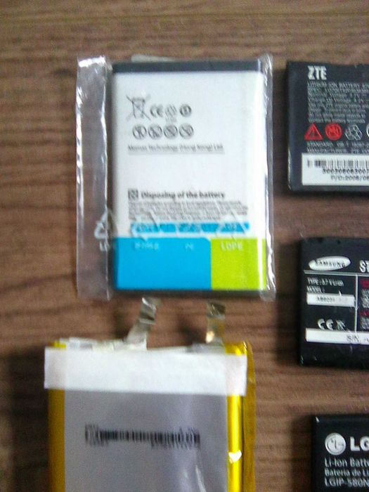 Vand Acumulatori telefoane de toate felurile
