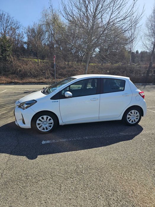 Toyota Yaris Hybrid 2017