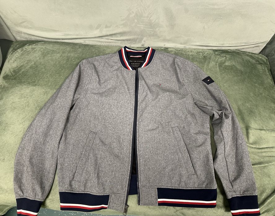 Geaca Tommy Hilfiger primavara-toamna noua L-XL